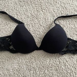 La perla souple lace trim t shirt bra 32b